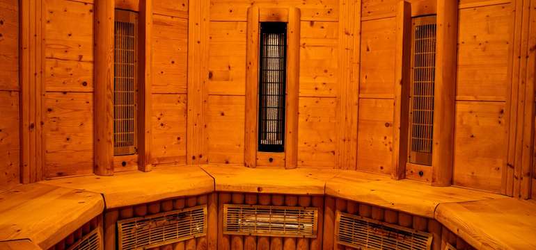Wellness centrum má 7 sáun v Kontakt Wellness Hoteli ****
