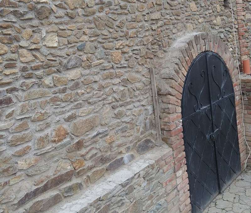 Okrem vína je v okolí celý rad cieľov na pekný výlet