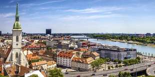 Prehliadka Bratislavy so súkromným sprievodcom‎