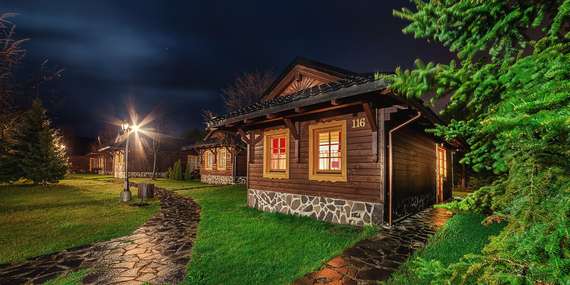 Chata a apartmán přímo v resortu Holliday Village Tatrandia + sleva na celodenní vstup do Tatralandie/Slovensko - Liptovský Mikuláš