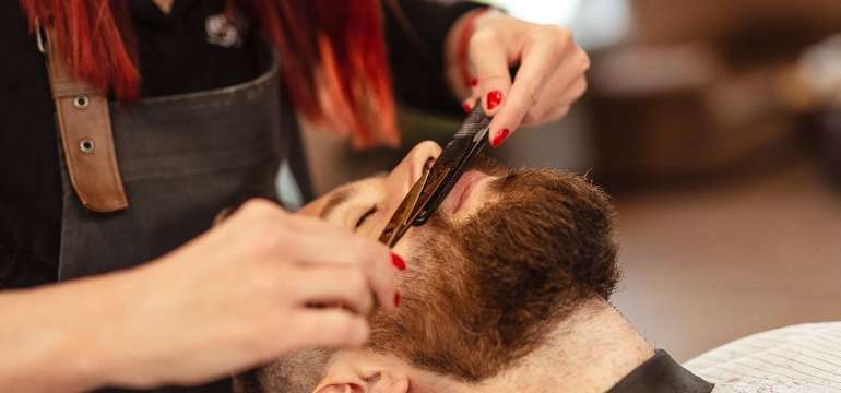 Pánsky barber strih, Queen full service alebo darčekový poukaz v Queen Barber Košice