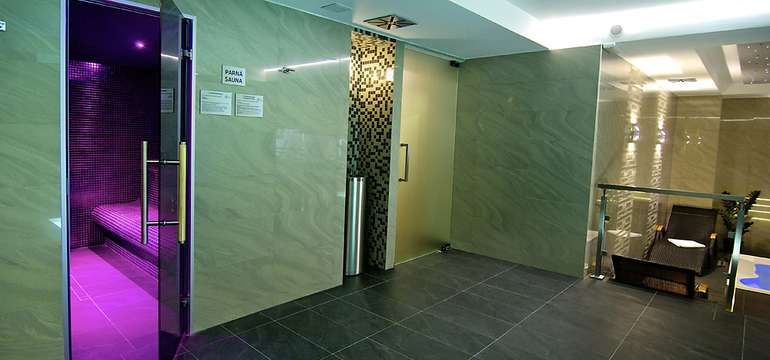 Jacuzzi, fínska, parná, infra sauna, ochladzovací bazén, masážna sprcha, relaxačná zóna