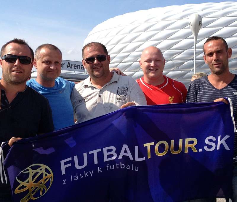 Darujte zážitok so zájazdmi na Futbaltour.sk a HokejTour.sk