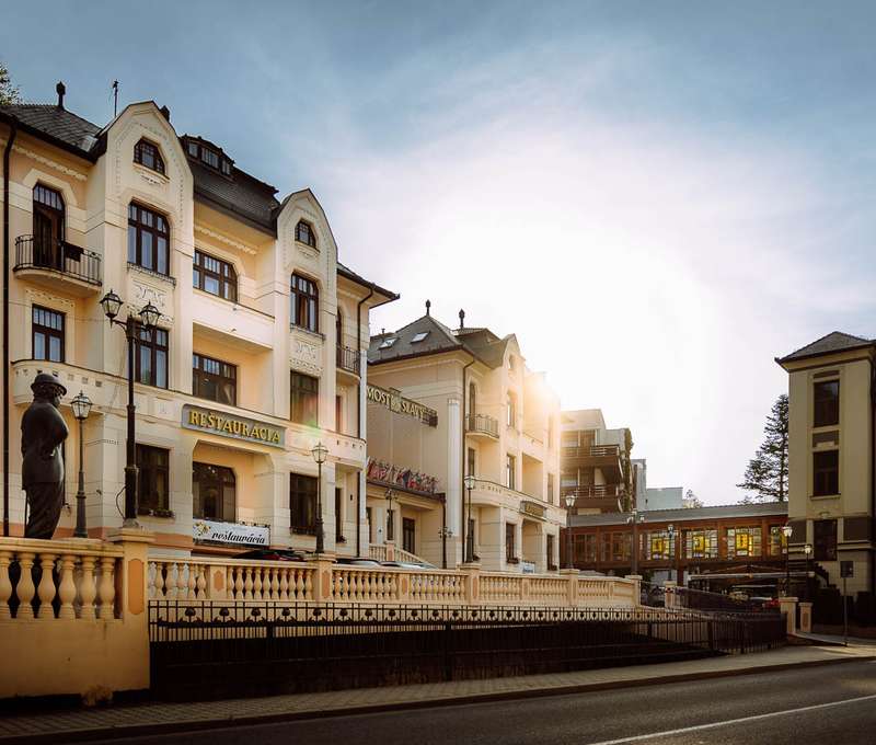 MOST SLÁVY*** je štýlový, kvalitne vybavený hotel v svetoznámych Trenčianskych Tepliciach