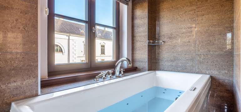 Apartmán Maria Theresia v tkaštieli Château Appony****