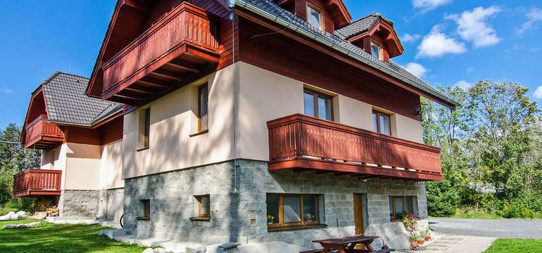 Dovolená pouhých 50 m od Studeného potoka se snídaní ve Villa Domino