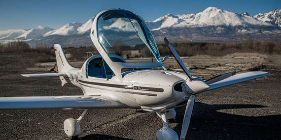 Zážitkový let ponad Tatry s možnosťou pilotovania športového lietadla WT-9 Dynamic pre 1 osobu/Poprad - Tatry