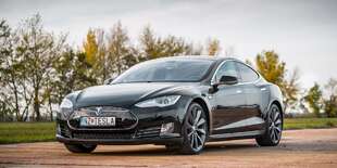 Jazda snov na Tesla Model S 100D