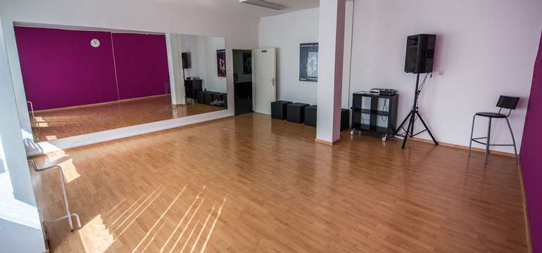 Tančiareň Petržalka