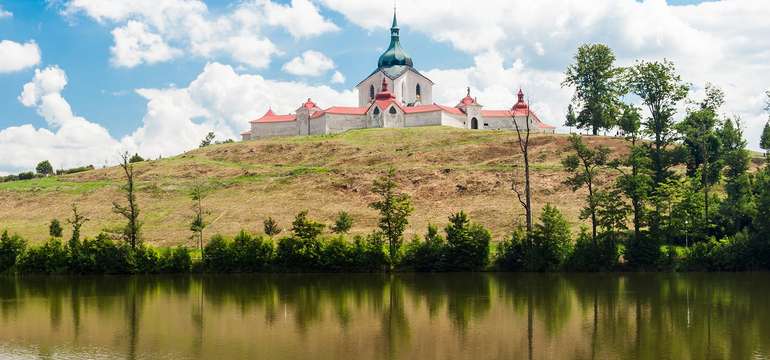 Nenechte si ujít výlet na blízkou Zelenou Horu s Kostelem sv. Jana Nepomuckého