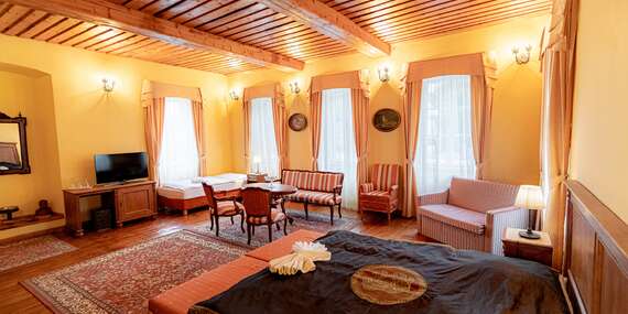 Romantický pobyt v historickom centre Banskej Štiavnice v penzióne Cosmopolitan I./Banská Štiavnica