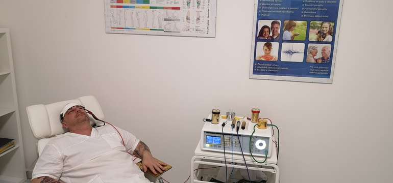 Antinikotínová terapia, odstránenie alergií, eliminácia bolesti chrbta a kĺbov alebo diagnostika prí