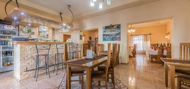 Restaurant & Penzion Contesa