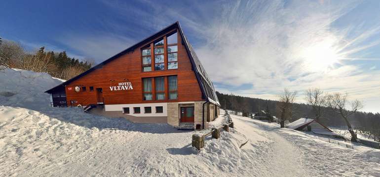 Hotel Vltava na vás čeká v centru obce Strážné v Krkonoších