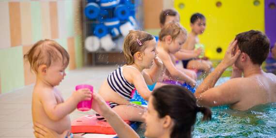 Plávanie pre bábätká od 3 mesiacov do 3 rokov - prvé dotyky s vodou bezpečne a hravo v ŠNOPe/Bratislava – Ružinov