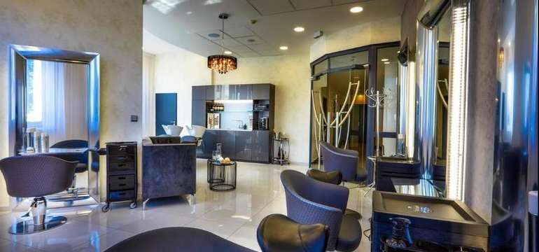 Hotel ponúka aj služby kaderníctva Sonata Beauty Salon & Hairdresser