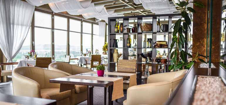 Interiér Restaurant Parlament 