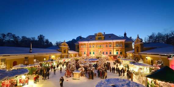 Adventné trhy v Salzburgu, na zámku Hellbrunn a pri jazere Wolfgangsee s cestovnou kanceláriou Travelholic/Rakúsko - Salzburg