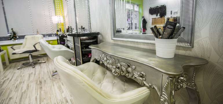 Príjemné a štýlové priestory salónu Elegancehair