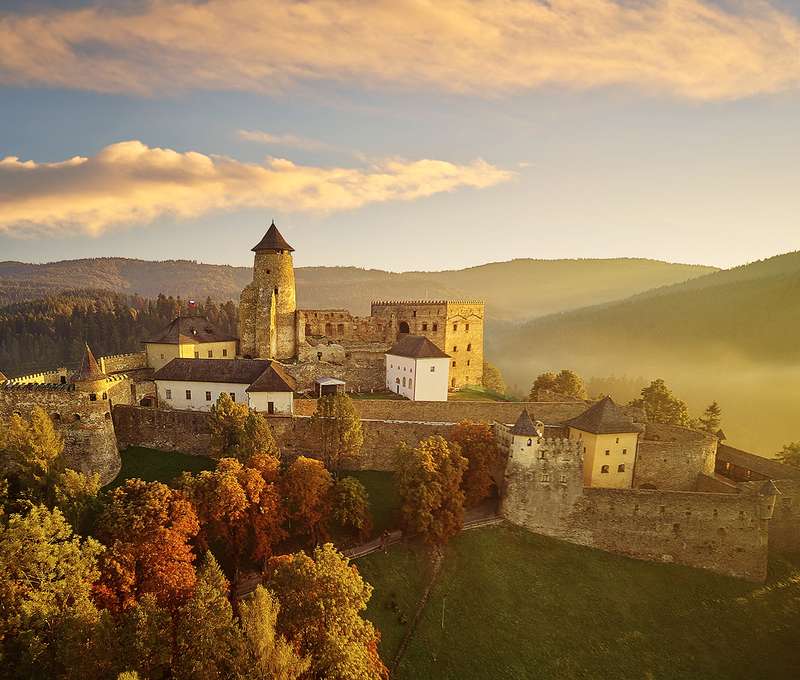 Vstupné na Ľubovniansky hrad a do skanzenu pre deti a dospelých