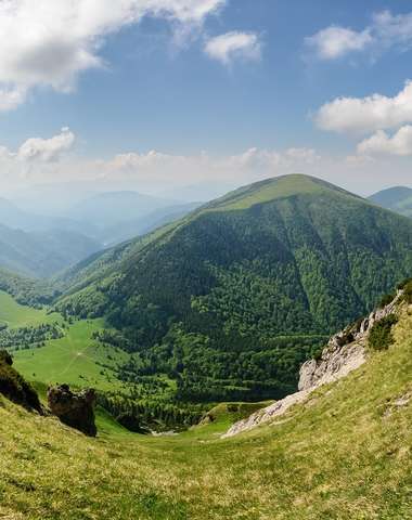 Počas pobytu sa môžete vydať na túru, napr. na Roszutec