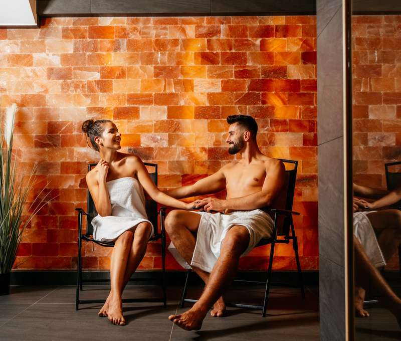 Nové wellness centrum s bazénom, vírivkou a saunáriom v hoteli Helan***