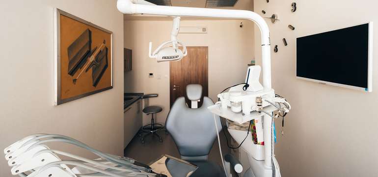 Komplexná dentálna hygiena s fluoridáciou