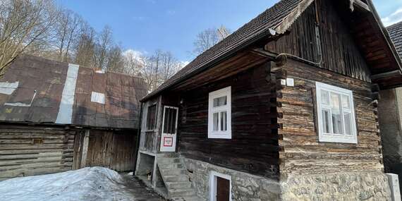 Zážitkové ubytovanie v srdci Slovenska v rozprávkovej drevenici s názvom "Tak ako kedysi" - až pre 4 osoby/Liptov - Komjatná