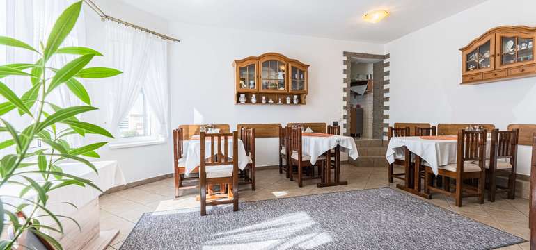 Vila Hana v Novej Lesnej – reštaurácia