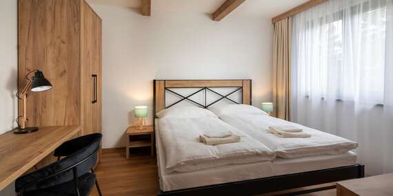 Krásne moderné chatky Hotela Granit Smrekovica*** v srdci Veľkej Fatry s wellness a polpenziou/Ružomberok