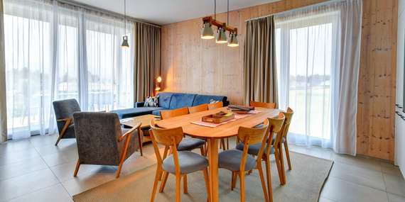 Oddych priamo pri Liptovskej Mare: moderné apartmány, Tatry na dosah a zážitky pre celú rodinu/Liptovský Trnovec
