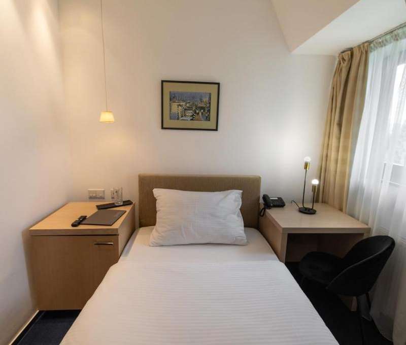 Hotel Villa Nečas****, ubytovanie v štandardnej izbe