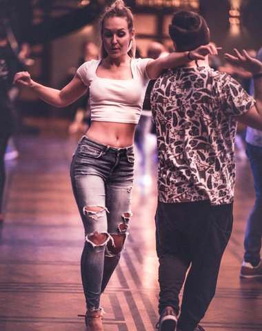Tanečný kurz pre ženy Salsa Ladystyling
