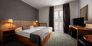 Rodinný hotel Carl Inn**** v klidné části Prahy se snídaní