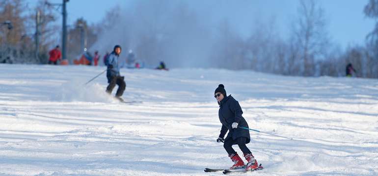 Využiť môžete aj služby kvalifikovaných inštruktorov lyžovania a snowboardingu