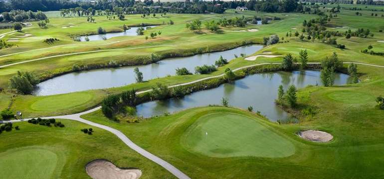 Úchvatný areál Golfového Clubu Welten v Báči - iba 20 minút od Bratislavy