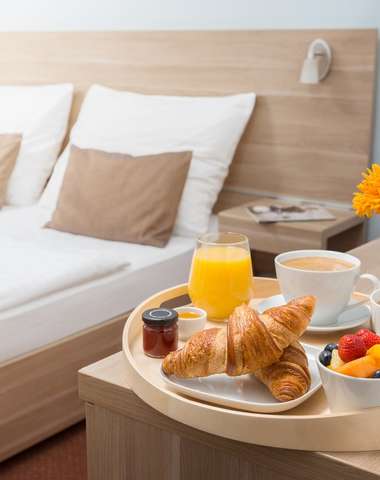 Komfortně zařízené pokoje hotelu Meda**** nabízejí vše potřebné
