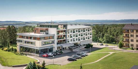 Vstup do wellness a bazéna v Hoteli Lesná**** so 4-chodovou večerou/Vysoké Tatry