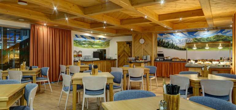 Reštaurácia & Apres Ski bar v hoteli Strachan Family Jasná