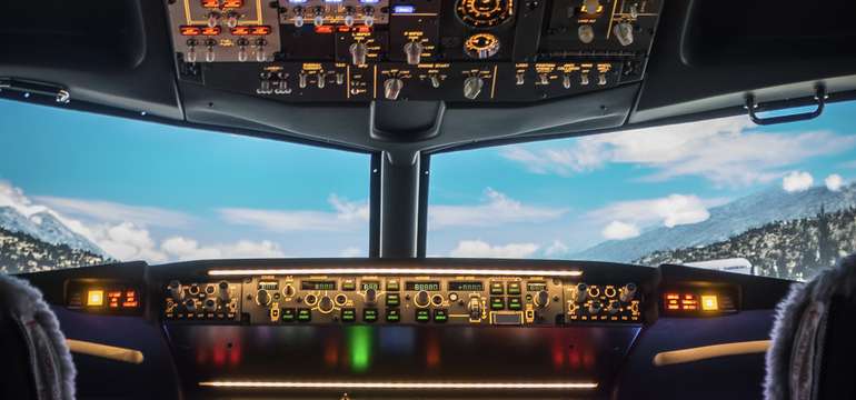 Let na realistickom leteckom simulátore B738-M