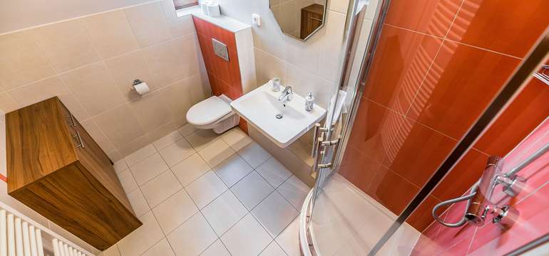 Ubytovanie  v 28 moderne zariadených, dvojlôžkových apartmánoch v 3 kategóriách