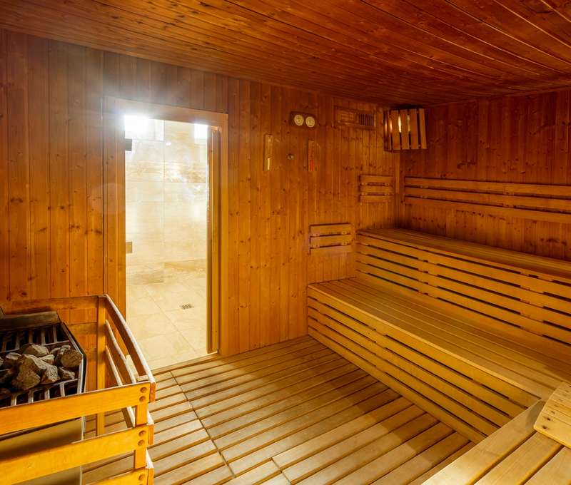 Privátne butikové wellness: fínska sauna, jacuzzi, wellnes sprchy, relax miestnosť s občerstvením