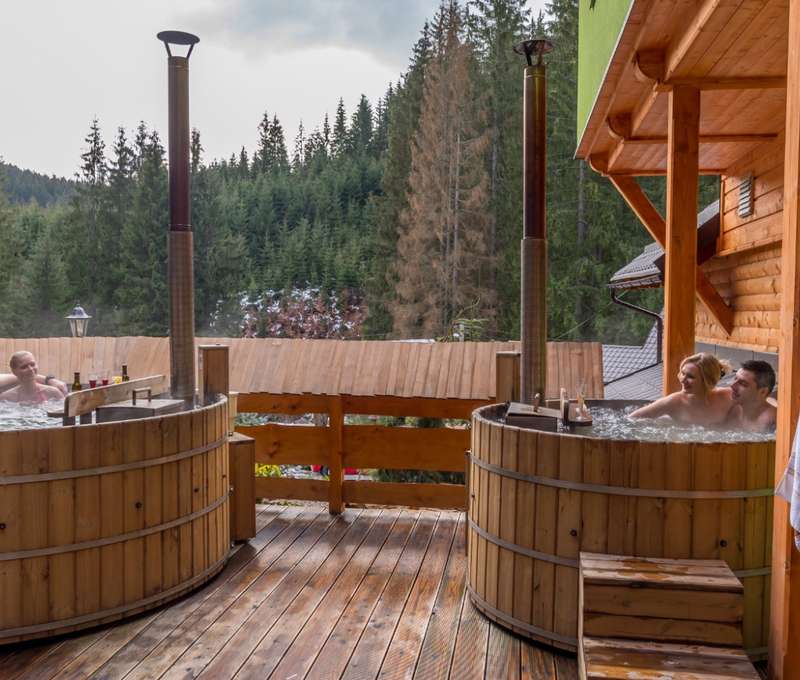 Thermal park Ondrášova dvora s výhledem na les nadchne i ty nejnáročnější z vás