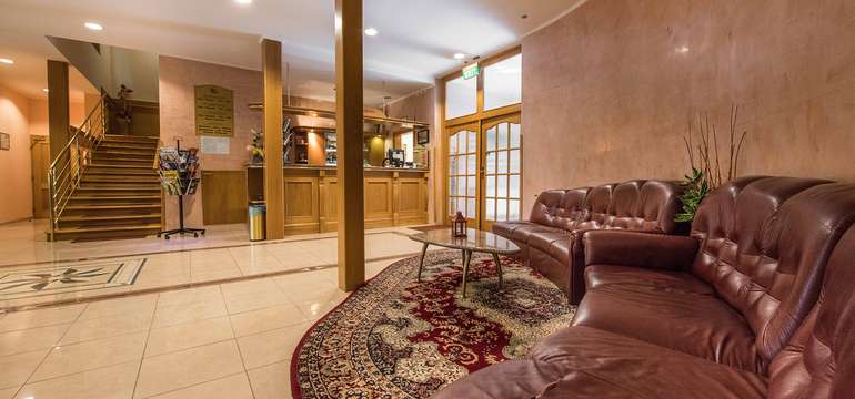 Hotel Bránica**** ponúka kvalitné služby v oblasti ubytovania, gastronómie, oddychu a športu