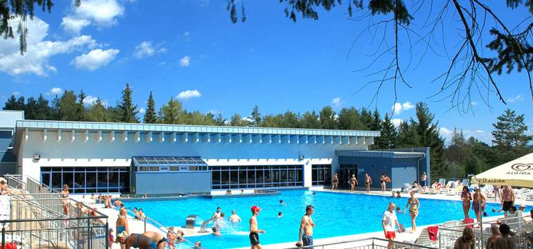 Areál Holidayparku je dispozične a tiež svojím vybavením uspôsobený k aktívnemu vyžitiu malých i veľ