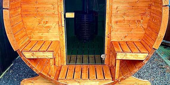 Ubytovanie v rodinnom Zrube Liptovec na Liptove so saunou a kúpacou kaďou - až pre 11 hostí/LIptovská Porúbka