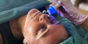 Hĺbkové čistenie pleti prístrojom Pro Facial
