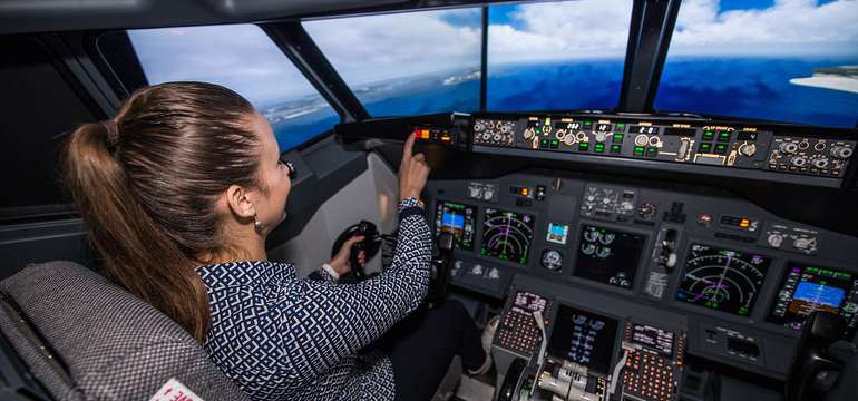 Let na simulátore Boeingu 737