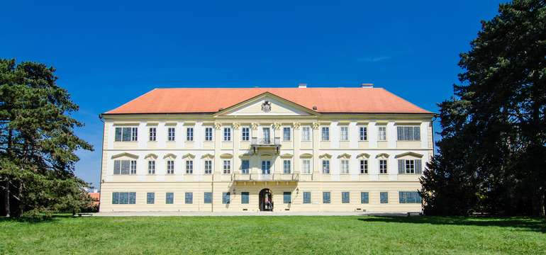 Zámocký Hotel Hubertus***