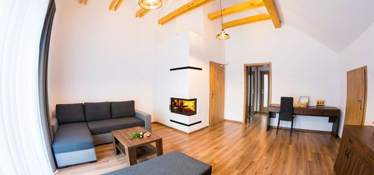 Apartmán 5 – Dvojlôžkový apartmán s prístelkou (2 + 2 + 5)